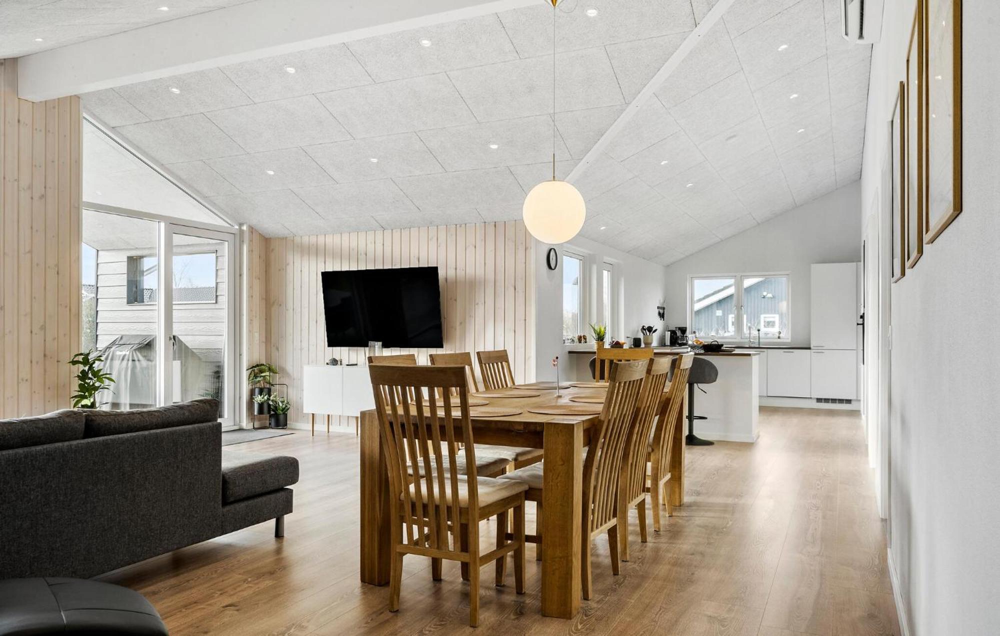 Beautiful Home In Tarm With Sauna ภายนอก รูปภาพ