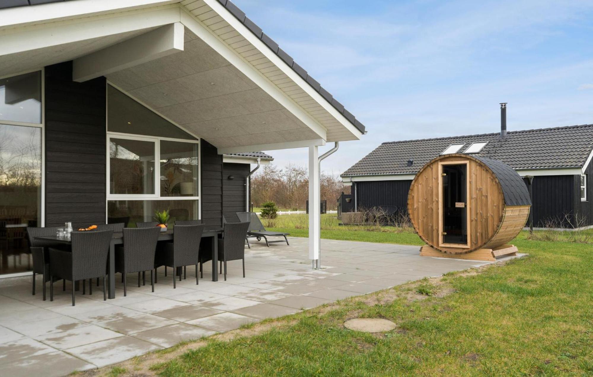 Beautiful Home In Tarm With Sauna ภายนอก รูปภาพ