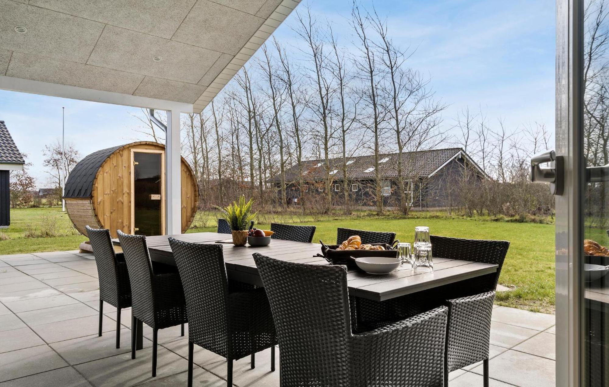Beautiful Home In Tarm With Sauna ภายนอก รูปภาพ