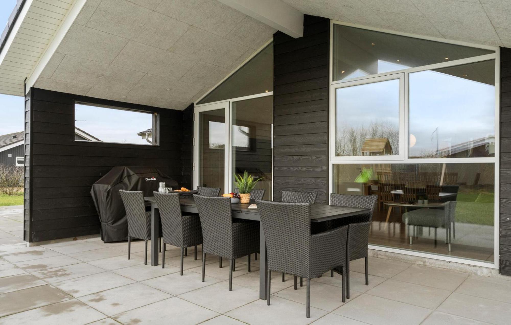 Beautiful Home In Tarm With Sauna ภายนอก รูปภาพ